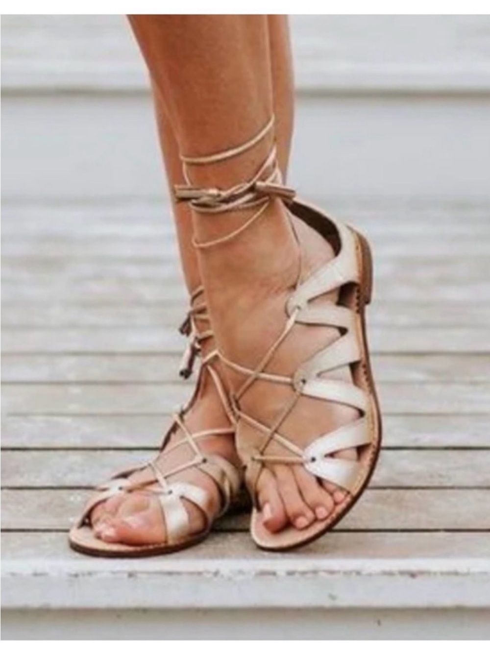 Lilly Pulitzer Fit to be Tied Gold Gladiator Sandals lace up tie ankle SZ 8